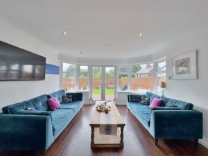 Photo 9- click for photo gallery